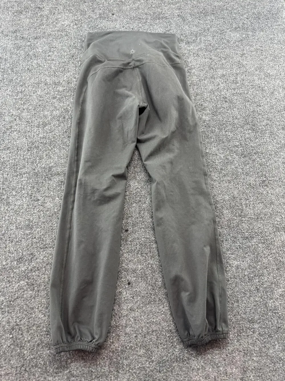 OFFLINE By Aerie Jogger Pants Womens Medium Gray High Rise Cinch Ankle Lounge